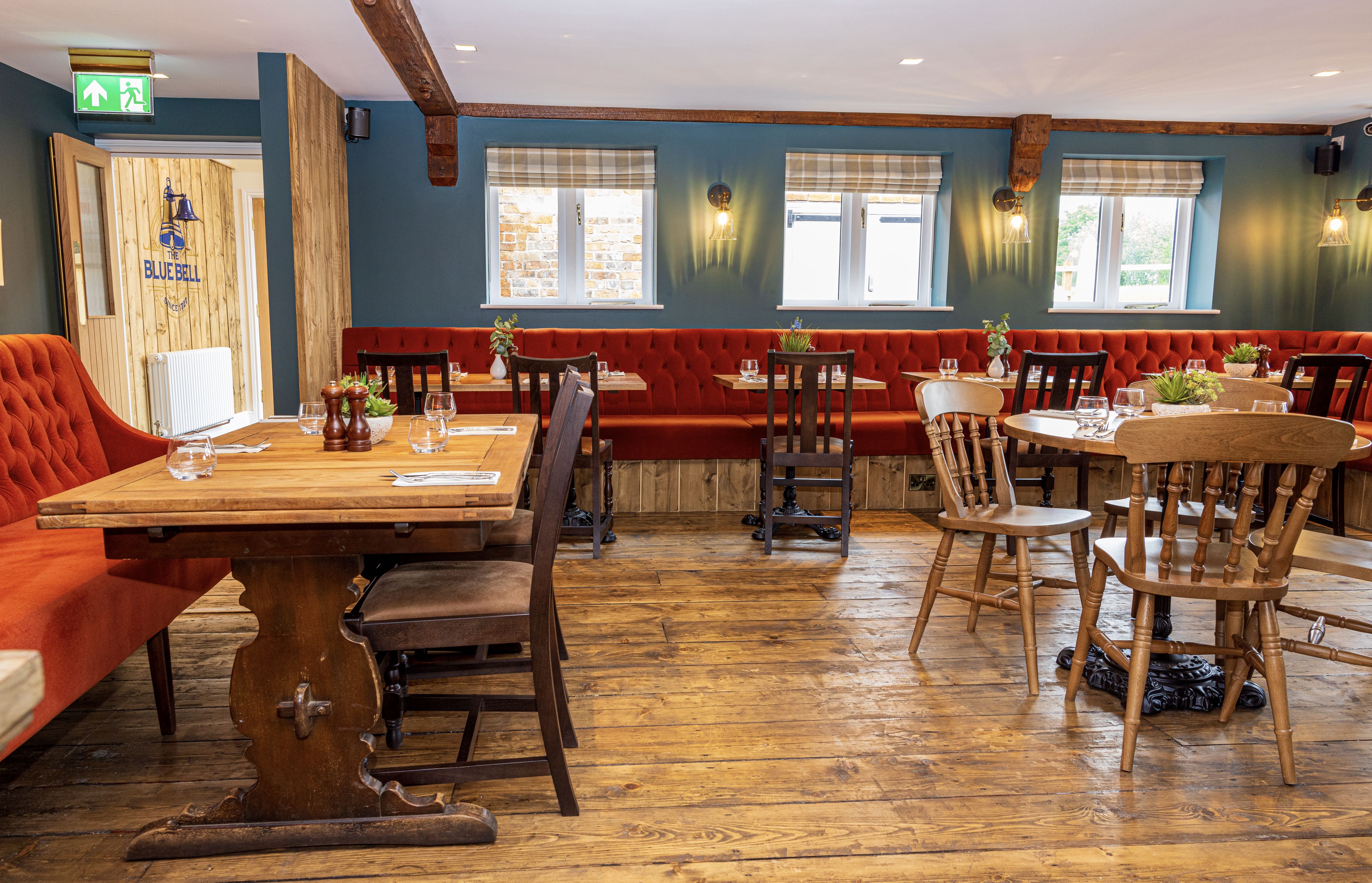 The Blue Bell Country Pub Sunday Lunch with Wine