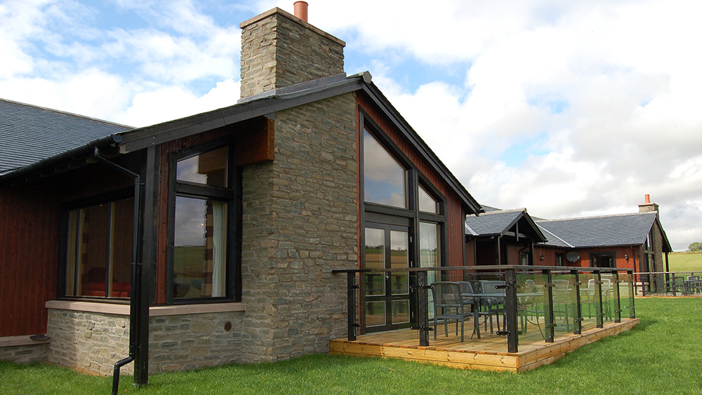 One Night Mid-Week Stay in Kingennie Court Lodge