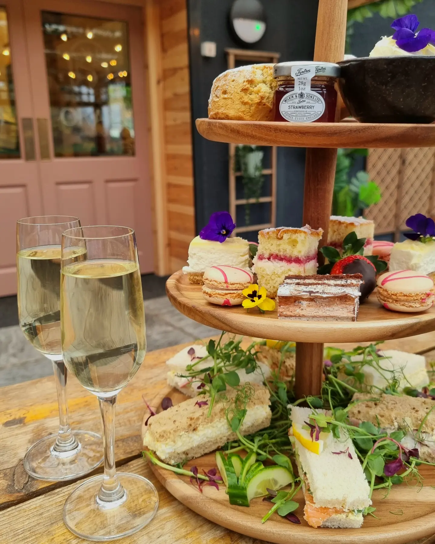 Afternoon Tea with Prosecco