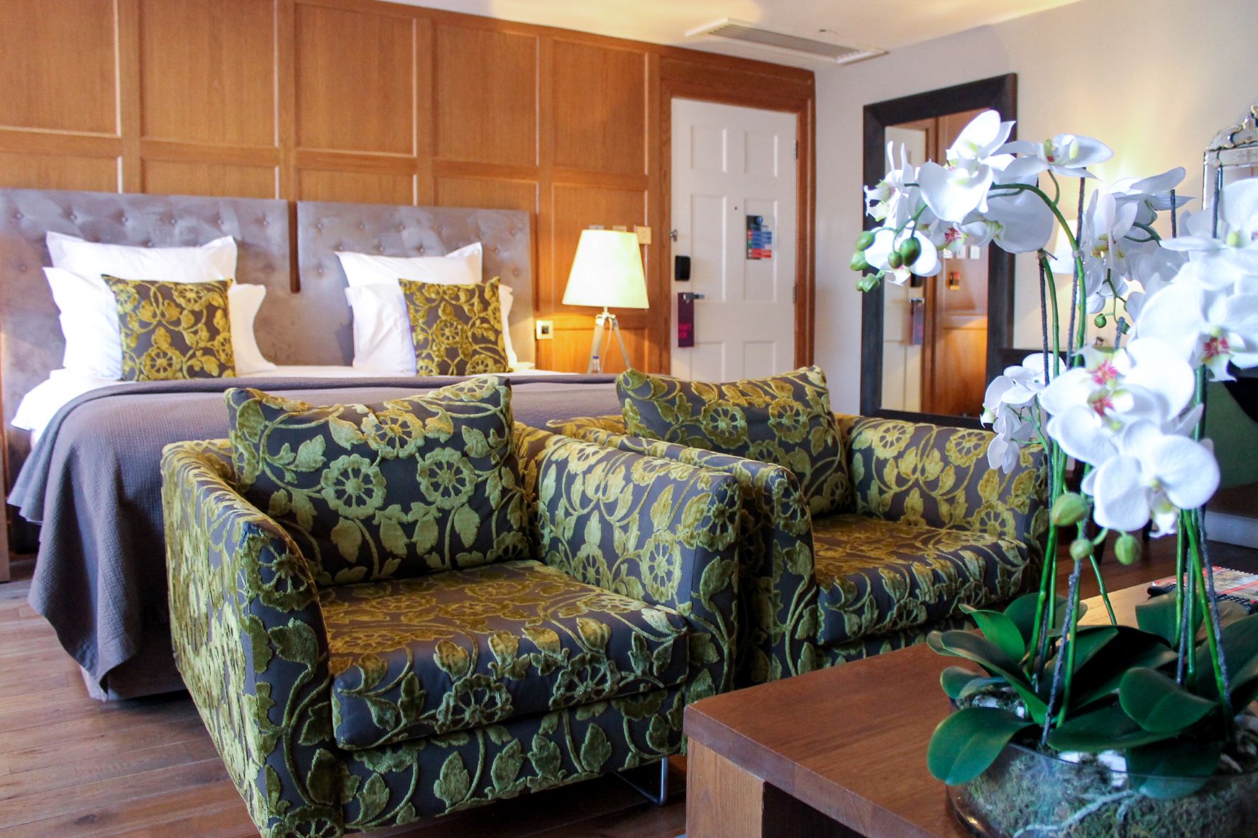 Mini Suite Overnight Stay for 2