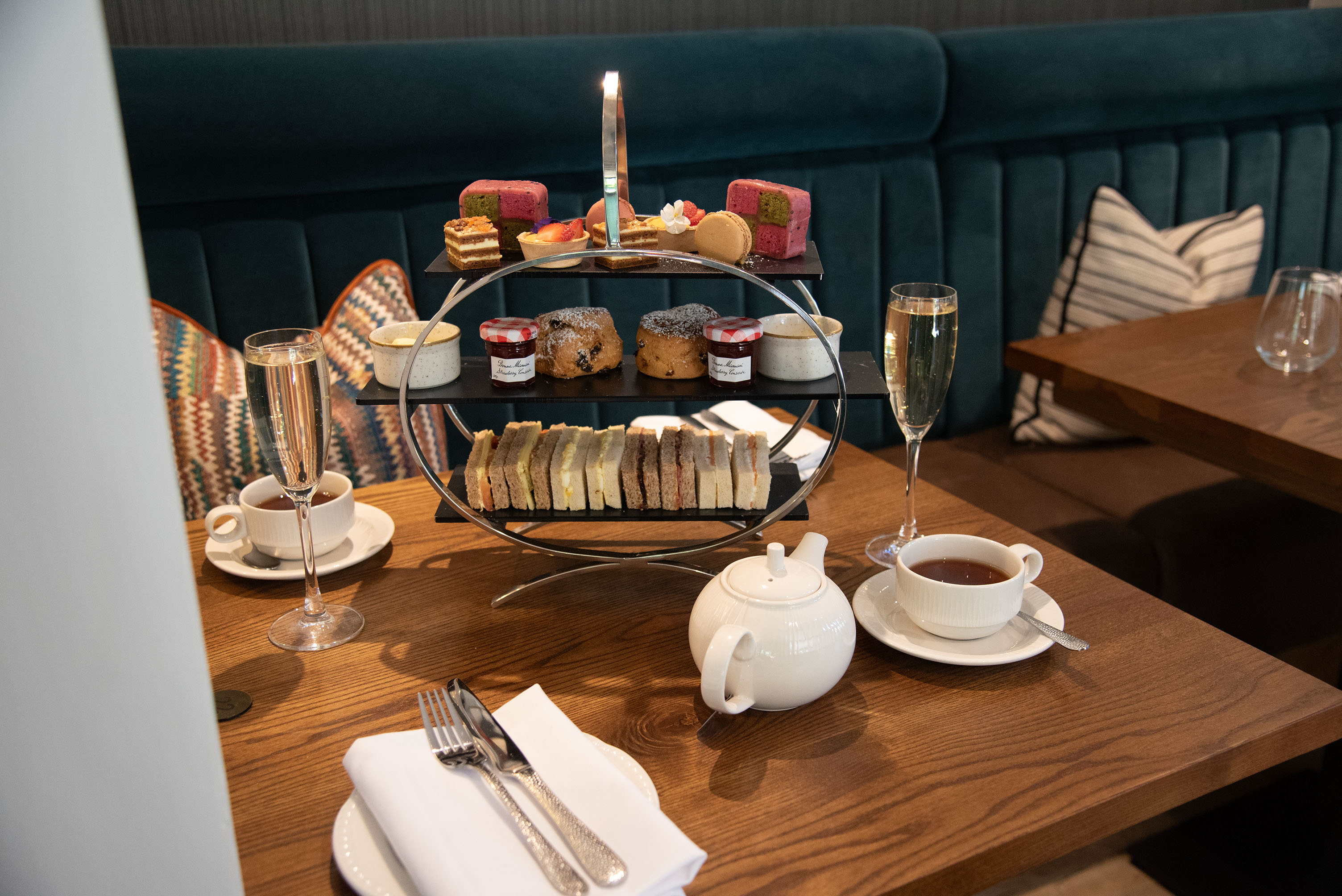 Traditional Afternoon Tea & Prosecco