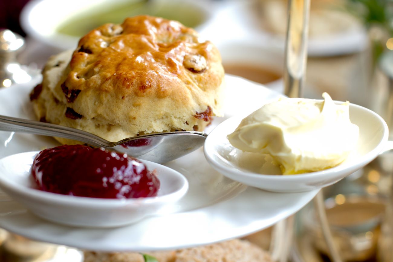 SPARKLING AFTERNOON TEA