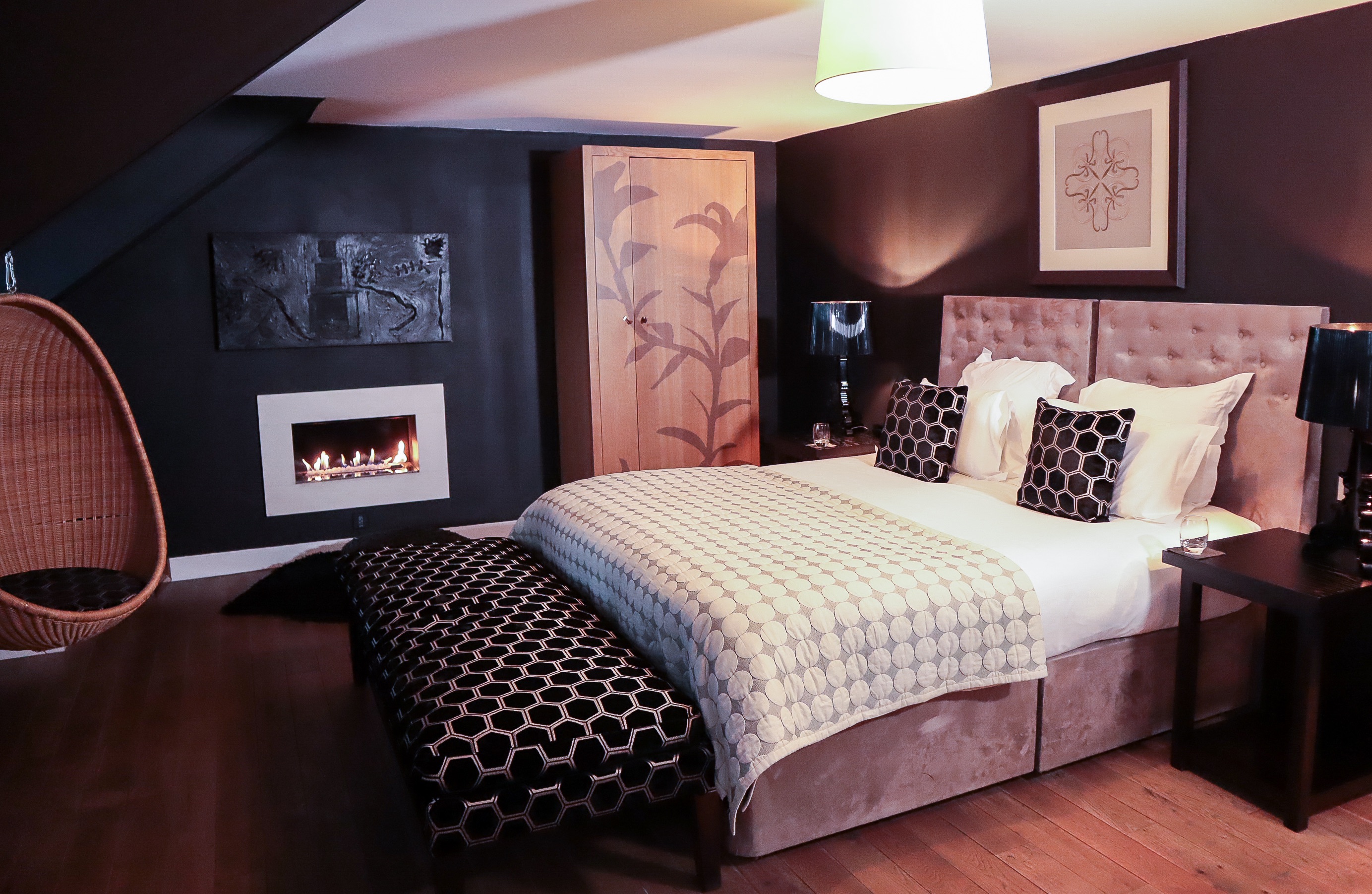 Black Room Overnight Stay for 2