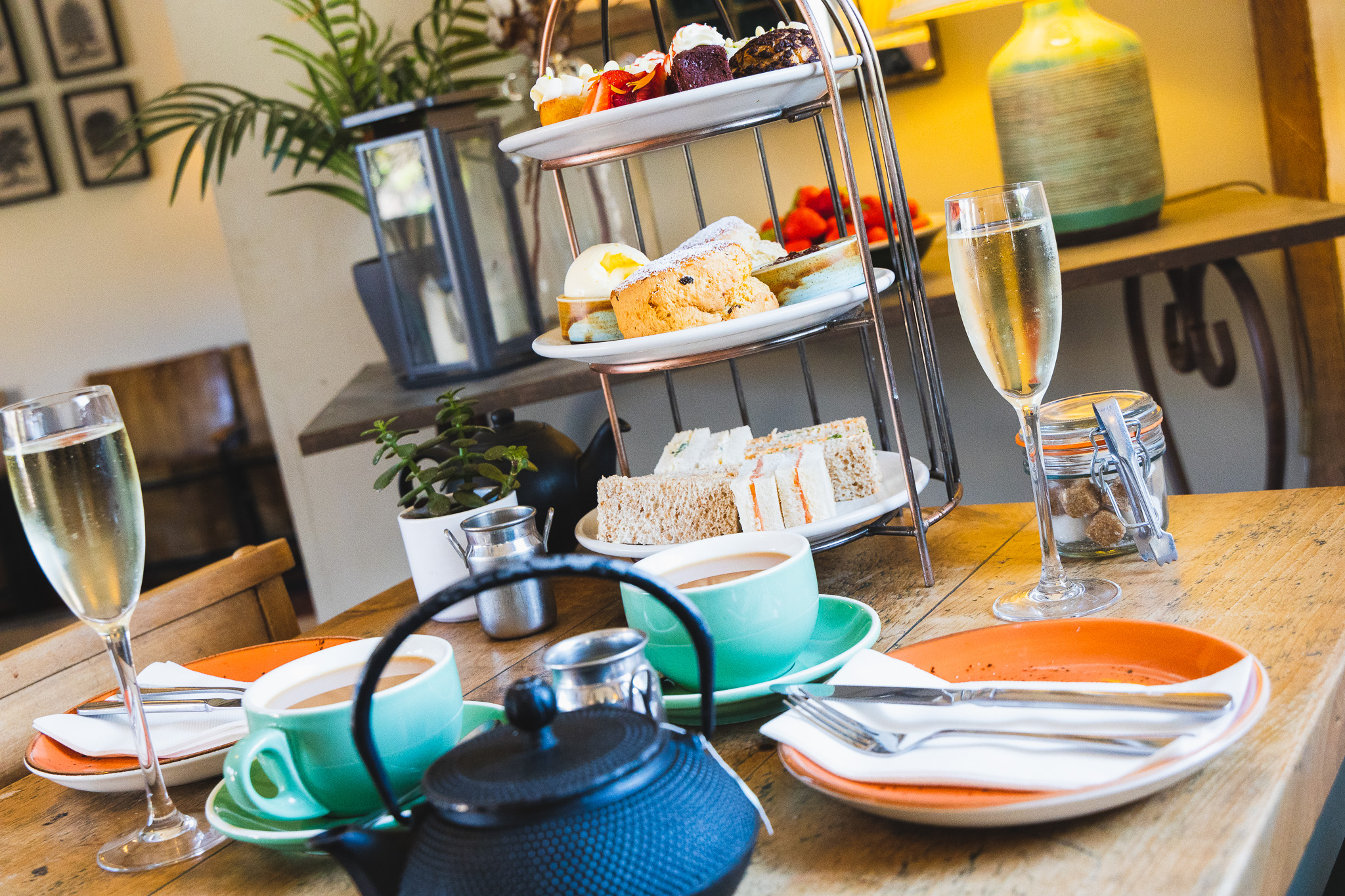 KIMBRIDGE BARN  Afternoon Tea with Bubbles