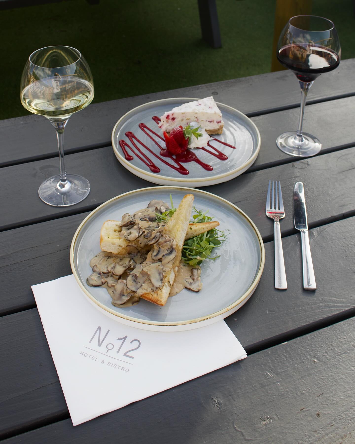 A Delicious 3 Course Dinner with Wine for 2