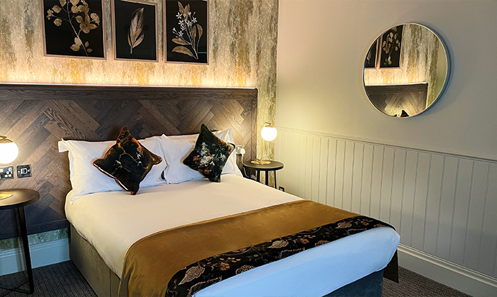 Getaway break for two with fizz