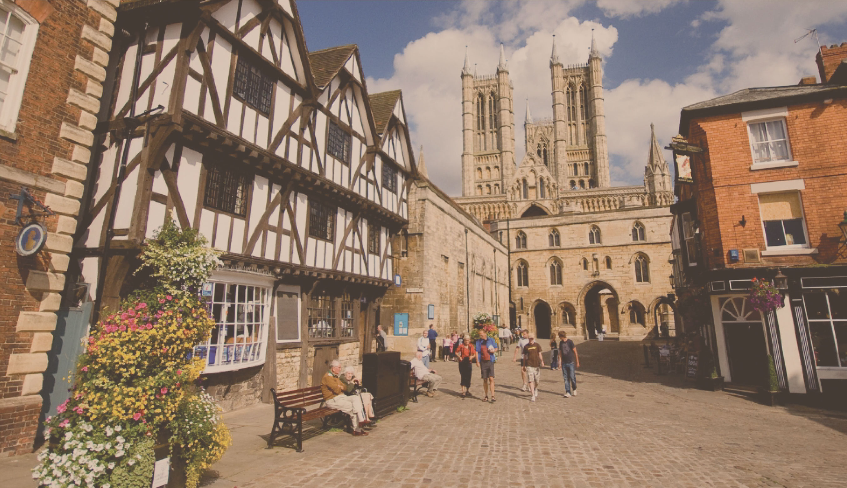 LINCOLN BOUTIQUE STAY & CULTURAL EXPERIENCE